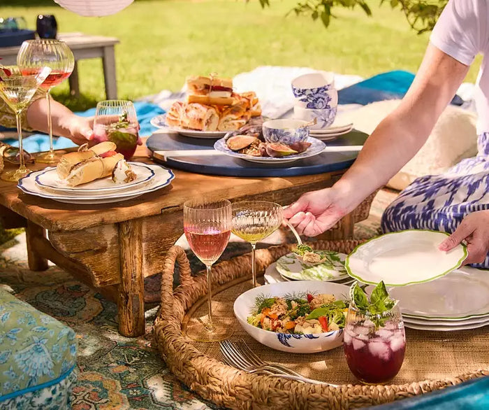 How to Mix and Match Glassware and Dinnerware for a Cohesive Table