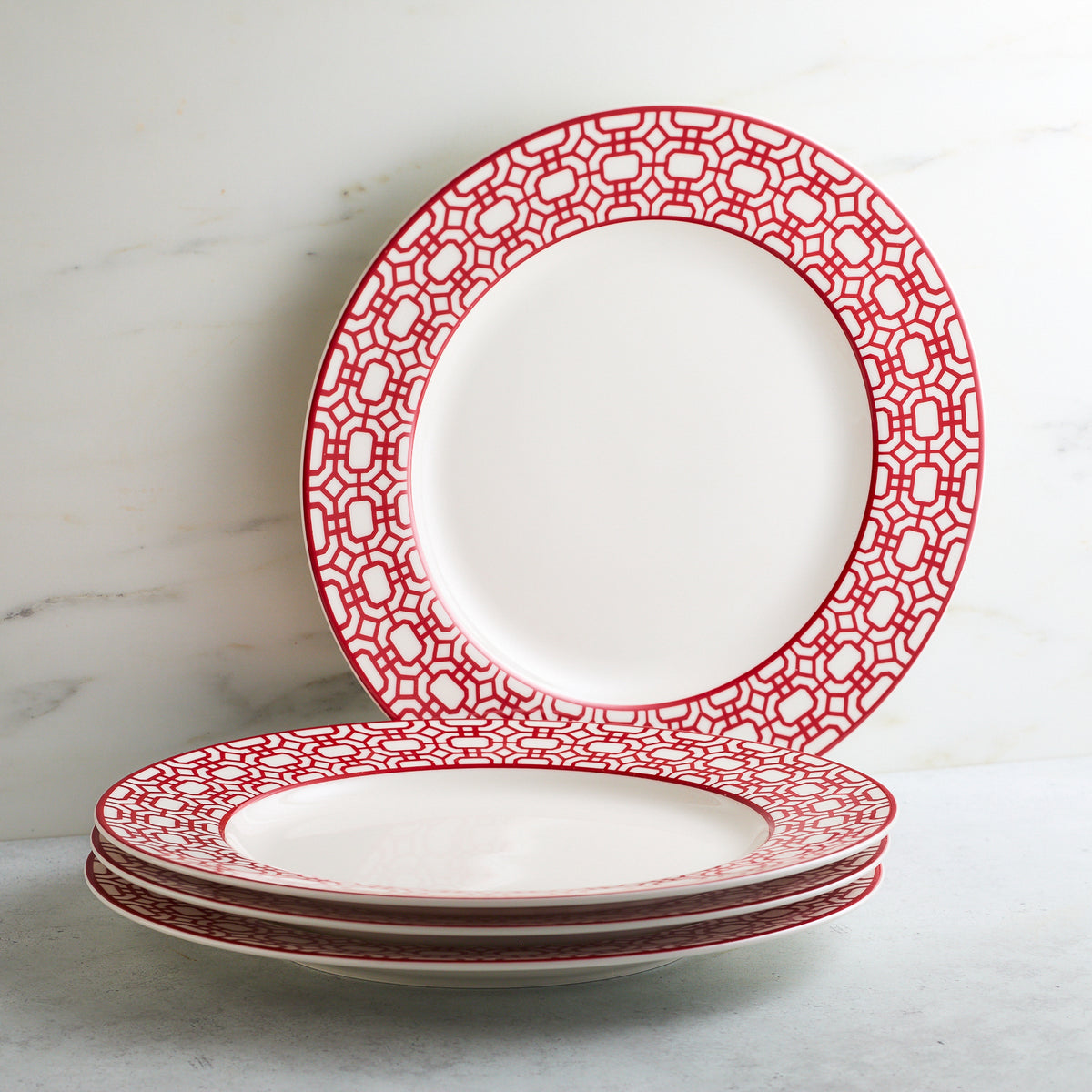 Newport Garden Gate Crimson Dinner Plate - Caskata