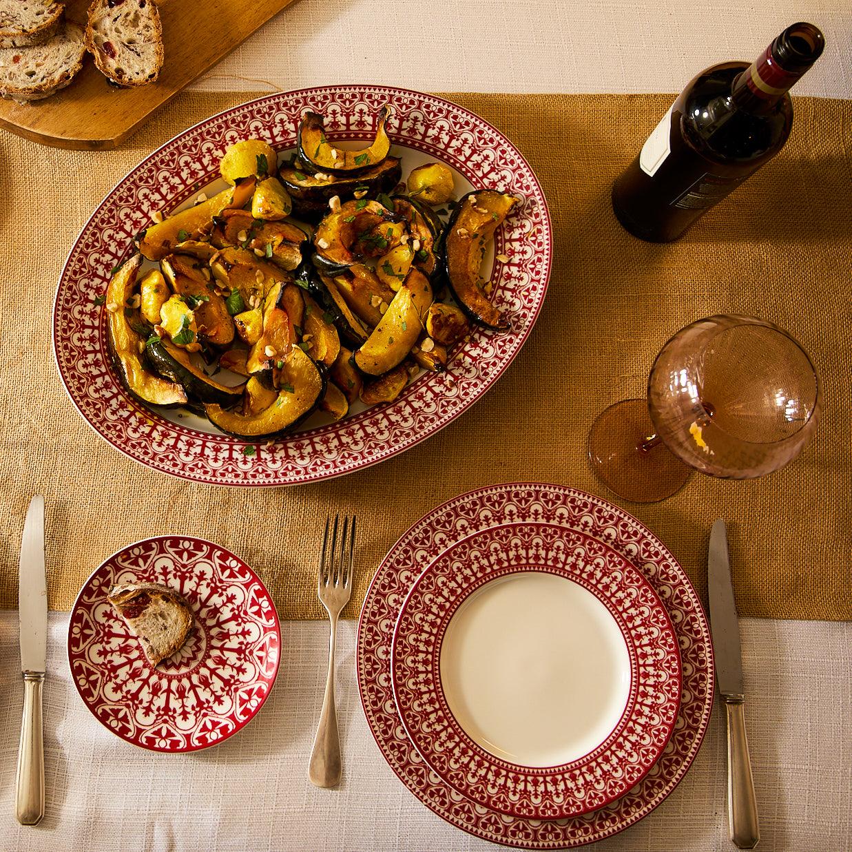Casablanca Crimson Dinner Plate in Red and White Porcelain from Caskata