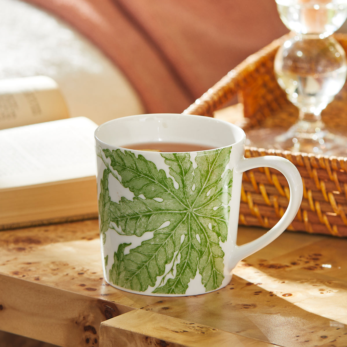 Freya Mug in green and white porcelain from Caskata