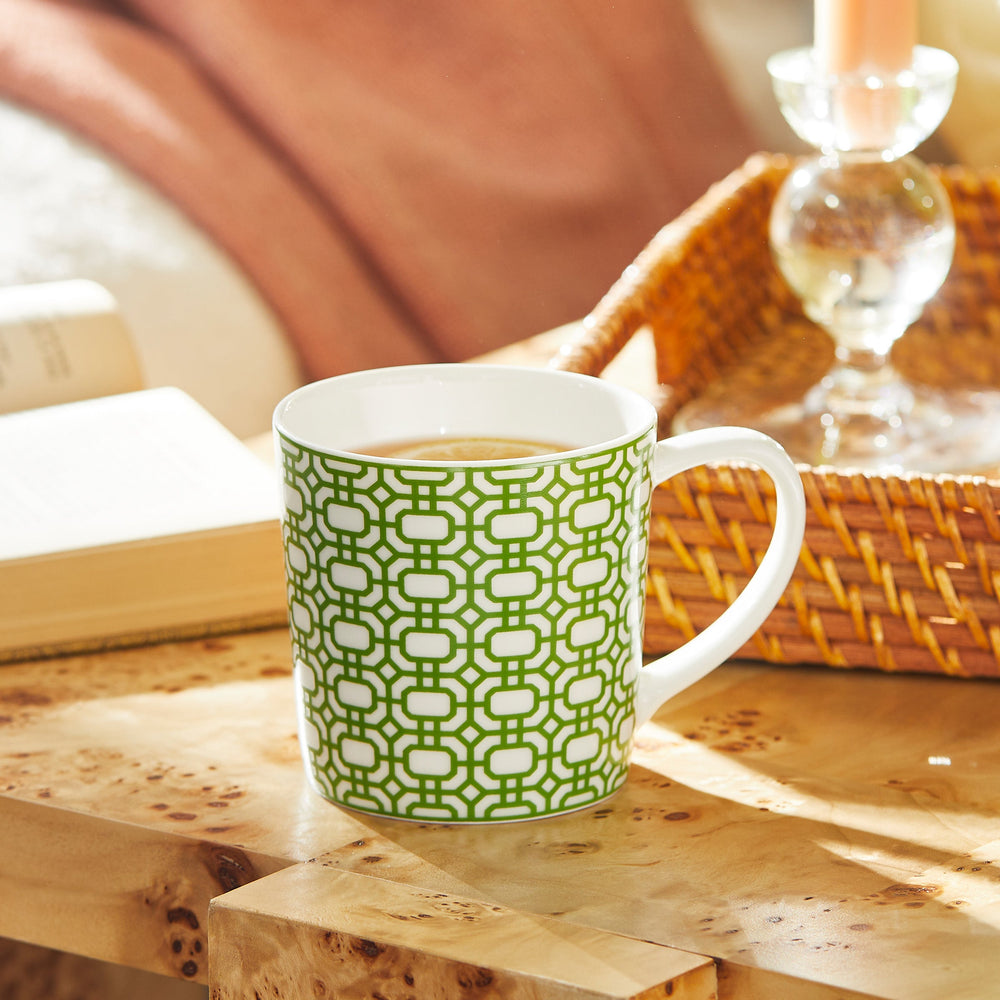 Newport Garden Gate Verde Mug image 2