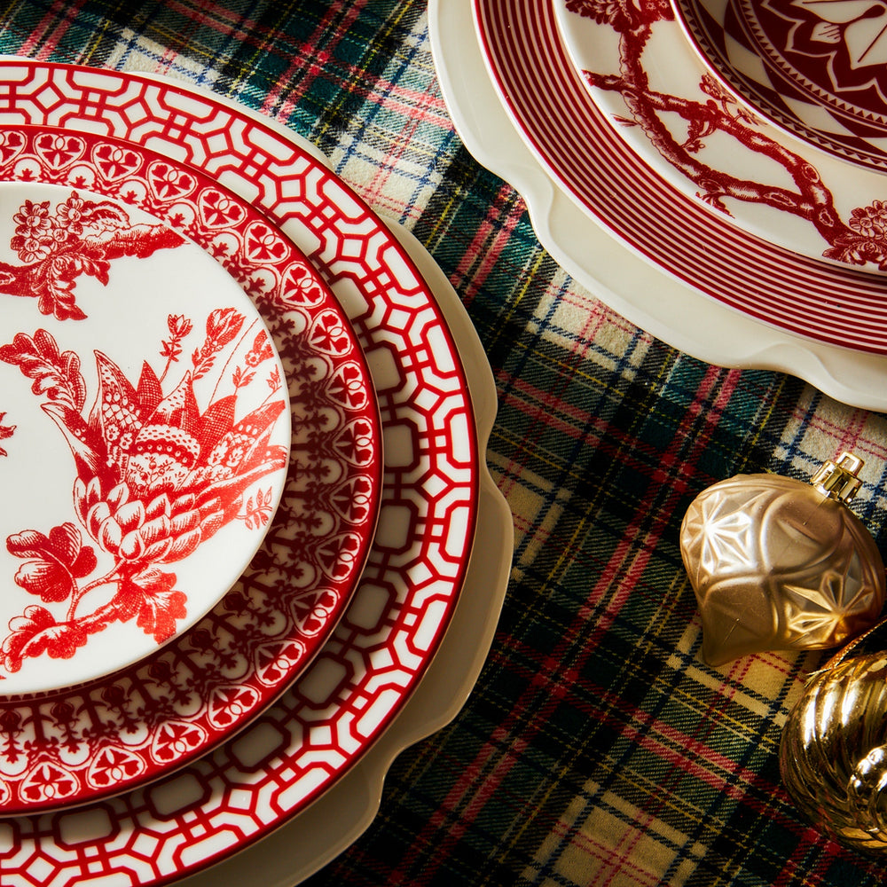 Newport Garden Gate Crimson Dinner Plate image 5