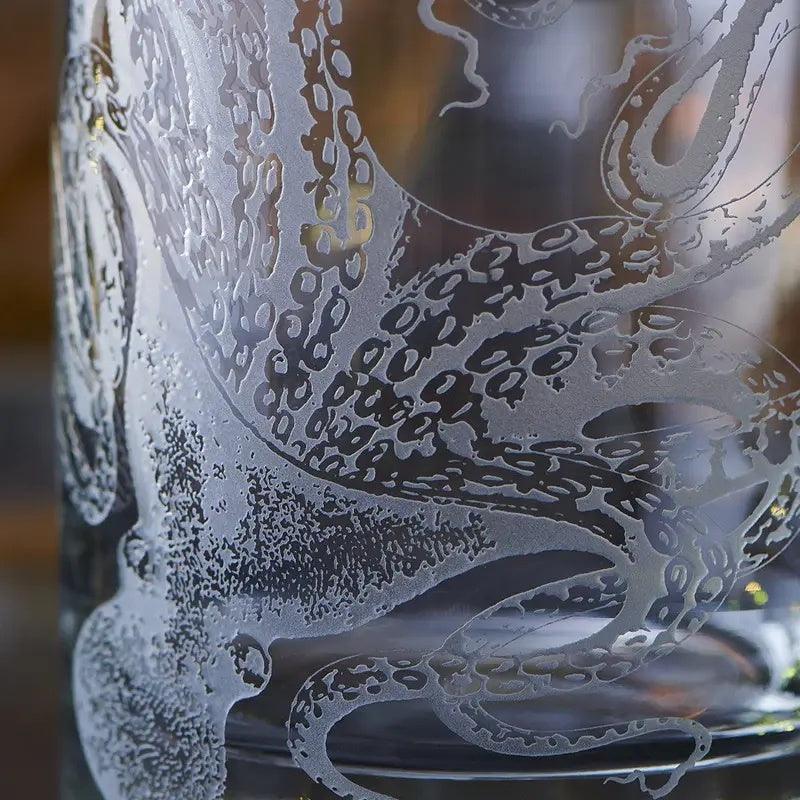 Lucy Tall Pitcher image 4