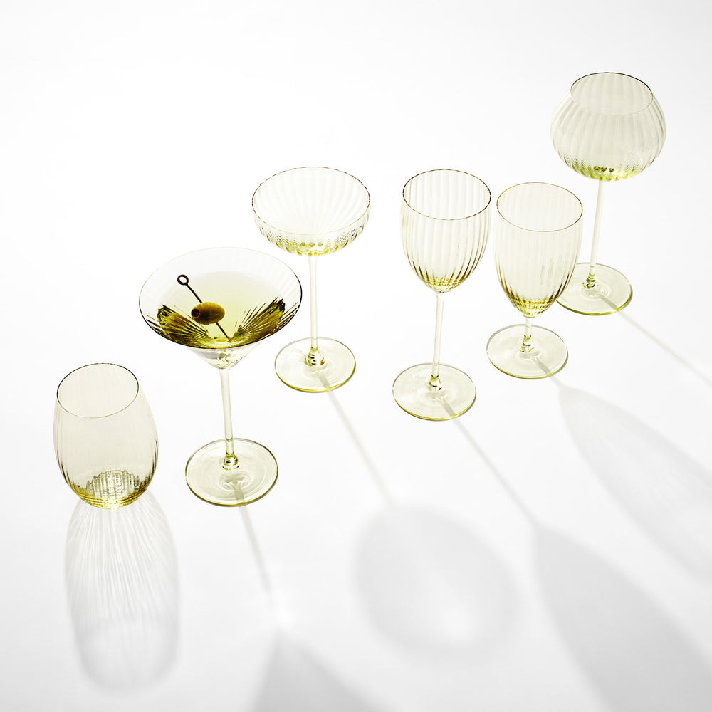 Quinn Citrine Red Wine Glasses image 7